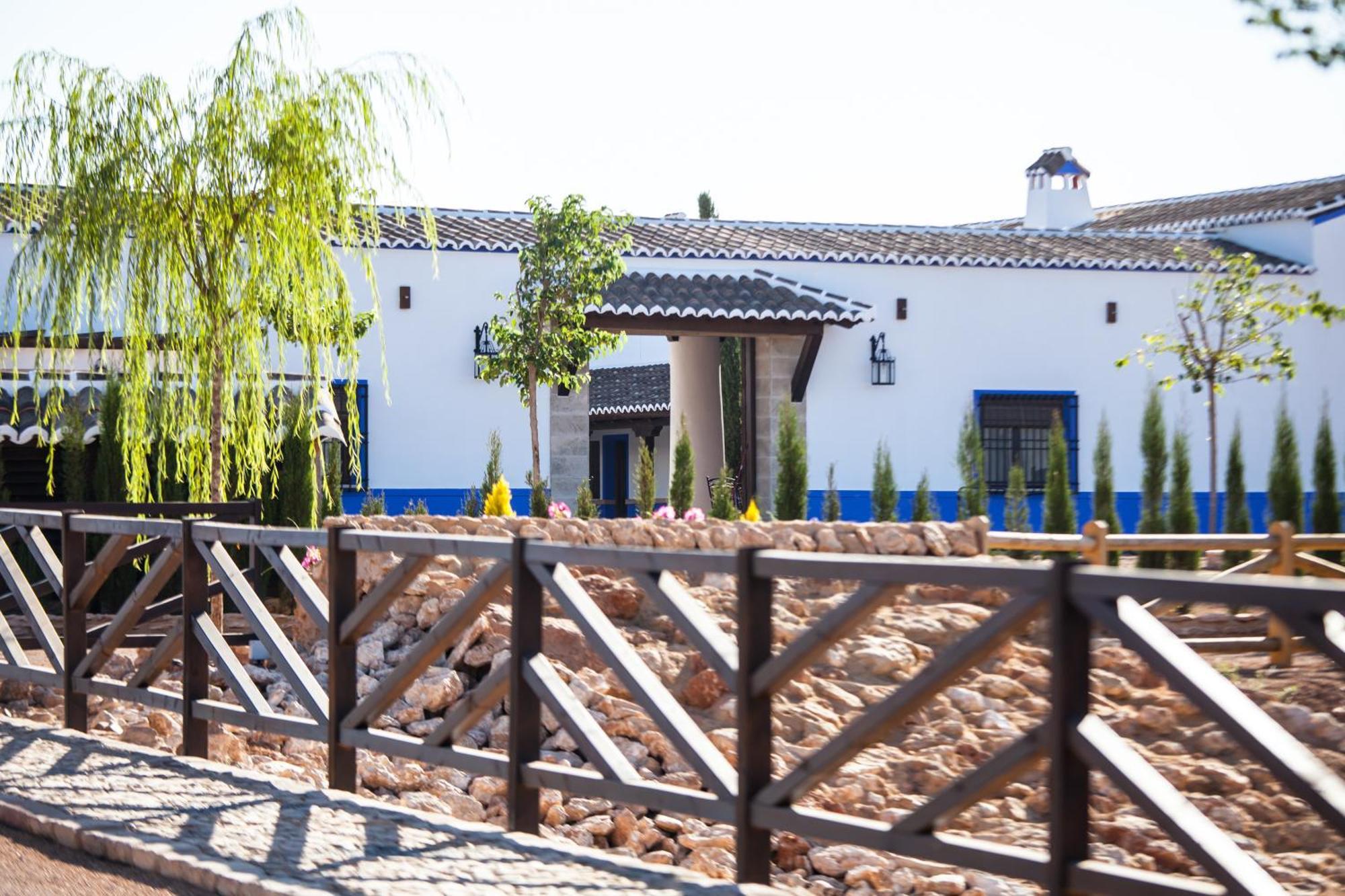 Complejo Turistico Rural Fuente Taray Apartment Malagon Bagian luar foto